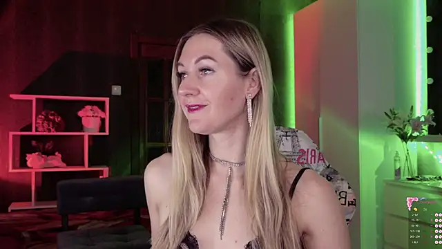 Hello Lisha online show from October 27, 2025, 8:15 am