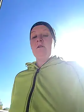 wetgerman 2 online show from October 3, 2025, 9:11 am