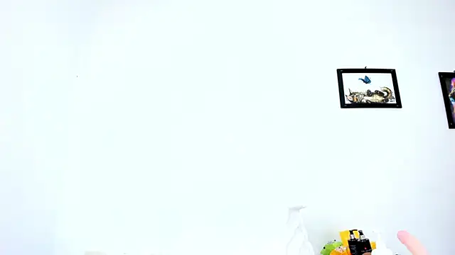 Snapshot of AgathaPember chatting on September 23, 2025, 11:12 pm AgathaPember online show from September 23, 2025, 11:12 pm