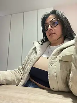 SWEETLILY18 online show from March 21, 2025, 11:22 am