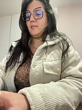 SWEETLILY18 online show from March 17, 2025, 11:31 am