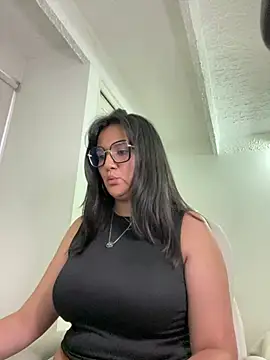 SWEETLILY18 online show from February 26, 2025, 11:11 am