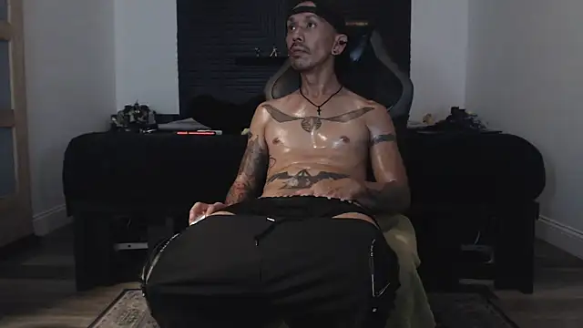 Snapshot of inc25cb@xh chatting on March 20, 2026, 6:14 am inc25cbxh online show from March 20, 2026, 6:14 am