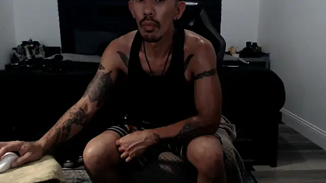 Snapshot of inc25cb@xh chatting on March 15, 2026, 6:42 am inc25cbxh online show from March 15, 2026, 6:42 am