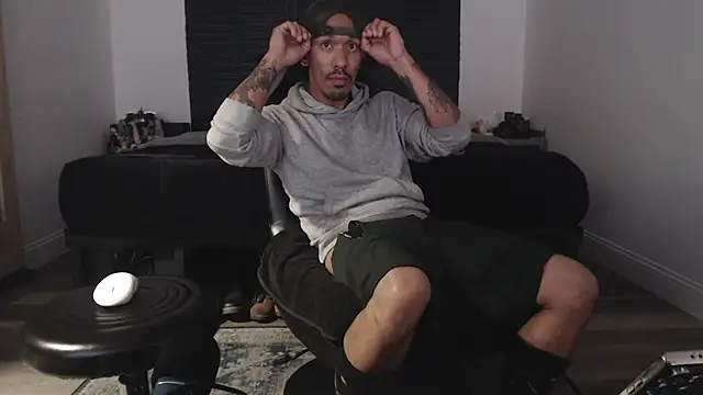 Snapshot of inc25cb@xh chatting on March 14, 2026, 9:37 am inc25cbxh online show from March 14, 2026, 9:37 am