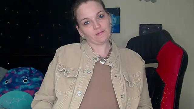Snapshot of ToxicLilly chatting on December 21, 2024, 8:28 am ToxicLilly online show from December 21, 2024, 8:28 am