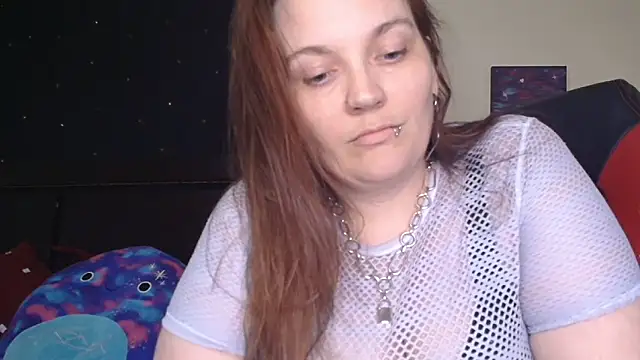 ToxicLilly online show from November 3, 2025, 8:29 am