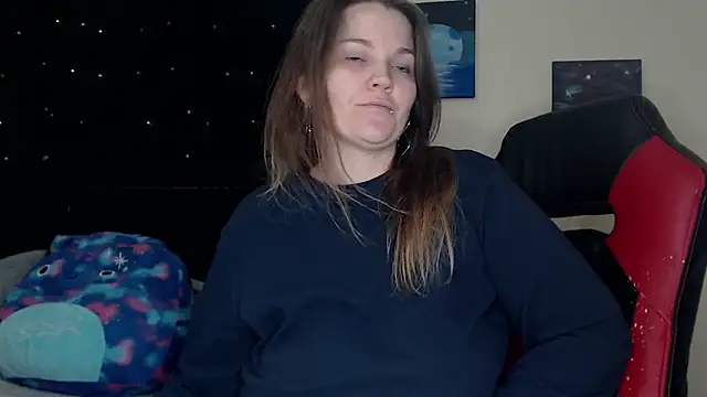 Snapshot of ToxicLilly chatting on December 19, 2024, 8:34 am ToxicLilly online show from December 19, 2024, 8:34 am