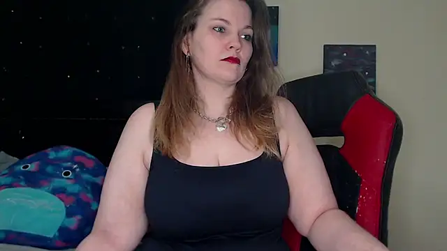 Snapshot of ToxicLilly chatting on January 4, 2025, 9:43 am ToxicLilly online show from January 4, 2025, 9:43 am