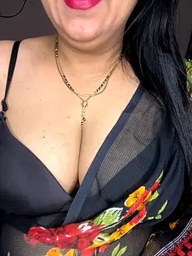 Zoya Varma004 online show from November 8, 2025, 5:33 am