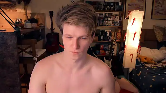 Snapshot of Breston_Sweet chatting on December 4, 2024, 9:40 pm Breston Sweet online show from December 4, 2024, 9:40 pm