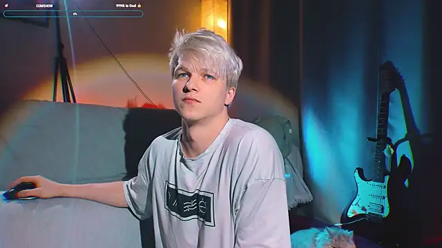 Breston Sweet online show from November 12, 2025, 5:11 am