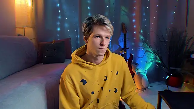 Breston Sweet online show from March 29, 2026, 7:26 pm