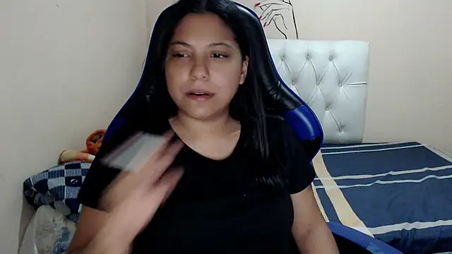Snapshot of Leylafourniert chatting on September 13, 2025, 6:30 pm Leylafourniert online show from September 13, 2025, 6:30 pm
