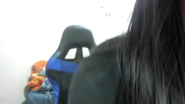 Snapshot of Leylafourniert chatting on March 22, 2025, 8:37 pm Leylafourniert online show from March 22, 2025, 8:37 pm