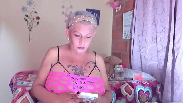 Snapshot of zafiro_sex_ chatting on February 23, 2025, 12:19 am zafiro sex online show from February 23, 2025, 12:19 am