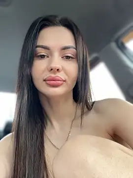 Snapshot of PrincessaHill_ chatting on April 2, 2026, 5:58 am PrincessaHill online show from April 2, 2026, 5:58 am
