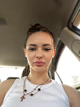 Snapshot of PrincessaHill_ chatting on February 5, 2025, 6:56 am PrincessaHill online show from February 5, 2025, 6:56 am