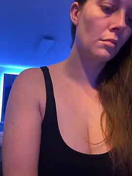 Snapshot of newMichelle chatting on January 8, 2025, 6:52 am newMichelle online show from January 8, 2025, 6:52 am