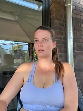 Snapshot of newMichelle chatting on July 14, 2026, 11:16 am newMichelle online show from July 14, 2026, 11:16 am