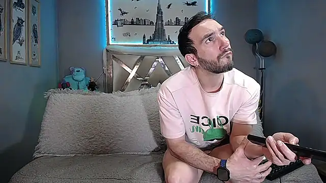 Danny hot fun online show from June 13, 2026, 9:46 pm
