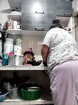 Keyla01  online show from October 12, 2025, 11:44 am