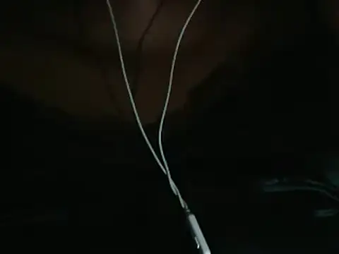 smalltitiz online show from October 25, 2025, 8:42 pm