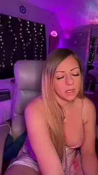 Snapshot of sage_love chatting on April 23, 2026, 12:50 am sage love online show from April 23, 2026, 12:50 am