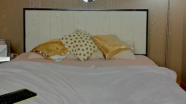 Snapshot of mailymilf chatting on March 6, 2025, 2:51 pm mailymilf online show from March 6, 2025, 2:51 pm