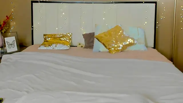 Snapshot of mailymilf chatting on March 15, 2026, 3:52 pm mailymilf online show from March 15, 2026, 3:52 pm