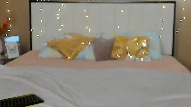 Snapshot of mailymilf chatting on November 29, 2025, 3:12 pm mailymilf online show from November 29, 2025, 3:12 pm