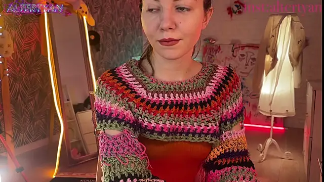 altertyan online show from May 13, 2026, 9:44 pm