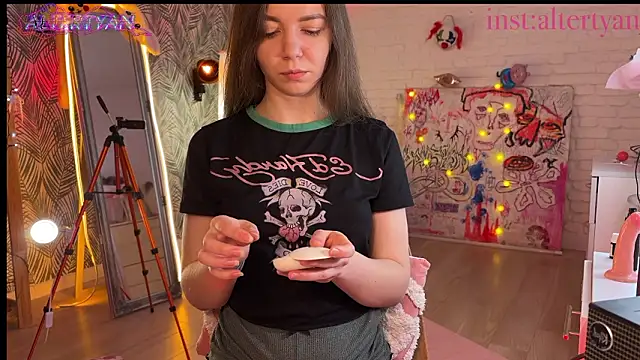 Snapshot of altertyan chatting on March 21, 2026, 8:46 pm altertyan online show from March 21, 2026, 8:46 pm