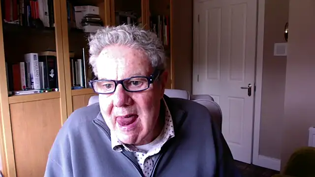 Snapshot of Oldpistolpete chatting on February 1, 2026, 2:04 pm Oldpistolpete online show from February 1, 2026, 2:04 pm