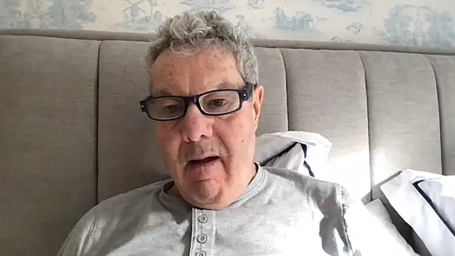 Snapshot of Oldpistolpete chatting on March 2, 2026, 9:27 am Oldpistolpete online show from March 2, 2026, 9:27 am