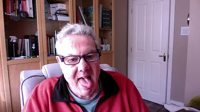 Snapshot of Oldpistolpete chatting on February 15, 2026, 2:38 pm Oldpistolpete online show from February 15, 2026, 2:38 pm