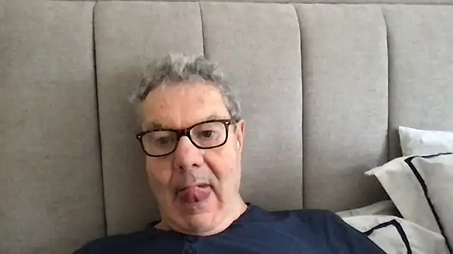 Snapshot of Oldpistolpete chatting on February 26, 2026, 10:15 am Oldpistolpete online show from February 26, 2026, 10:15 am