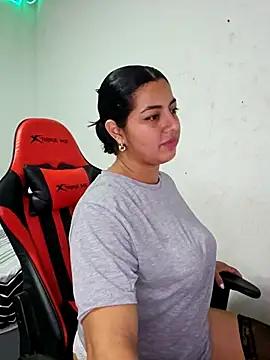 Snapshot of Mary_pinkish chatting on February 8, 2026, 3:15 am Mary pinkish online show from February 8, 2026, 3:15 am