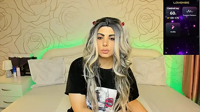 Snapshot of Elizabettalee chatting on September 10, 2025, 6:18 pm Elizabettalee online show from September 10, 2025, 6:18 pm