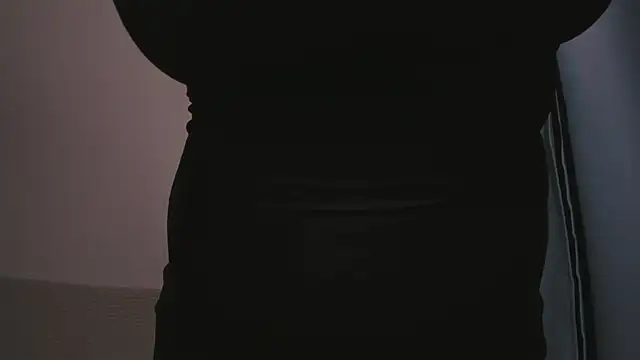 An White online show from December 14, 2024, 11:01 pm