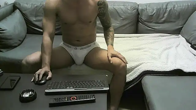 Snapshot of CKBE2021 chatting on January 13, 2025, 10:24 pm CKBE2021 online show from January 13, 2025, 10:24 pm