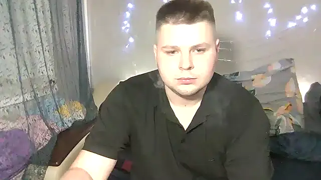 Snapshot of Volshebnik130_ chatting on January 24, 2025, 10:30 pm Volshebnik130  online show from January 24, 2025, 10:30 pm