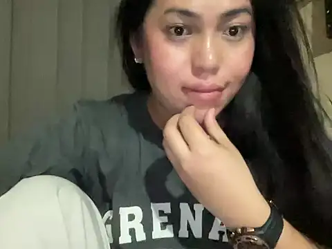 BigDominaMia online show from May 20, 2026, 3:31 pm