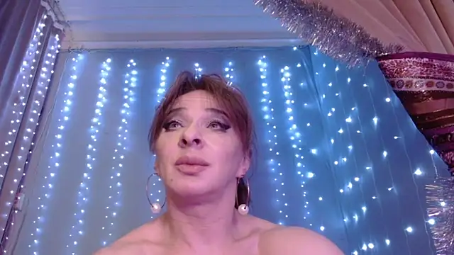 Snapshot of julia_renard chatting on February 8, 2026, 12:25 pm julia renard online show from February 8, 2026, 12:25 pm