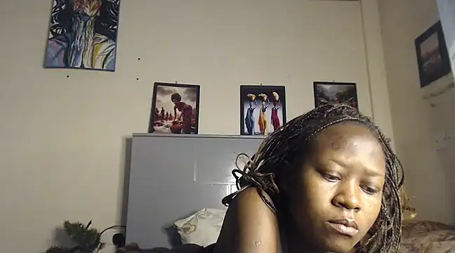 Snapshot of CandyLovesU2 chatting on March 22, 2025, 1:54 am CandyLovesU2 online show from March 22, 2025, 1:54 am