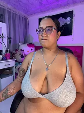 Snapshot of Teffy__xxx chatting on April 21, 2026, 3:13 am Teffy xxx online show from April 21, 2026, 3:13 am