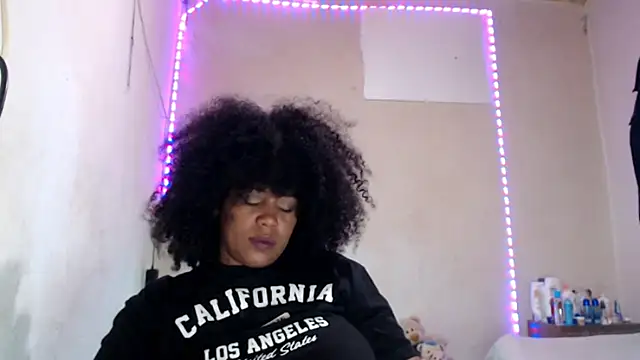 Snapshot of cherry_cleou chatting on March 29, 2026, 3:08 am cherry cleou online show from March 29, 2026, 3:08 am