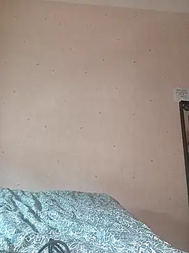 callmelouve online show from October 5, 2025, 2:08 pm