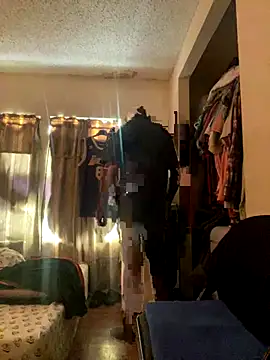 Dval1993 online show from December 17, 2025, 8:25 pm