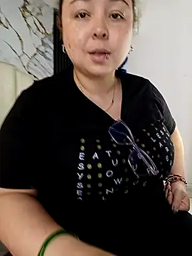 mollieblue69 online show from November 24, 2025, 12:49 pm